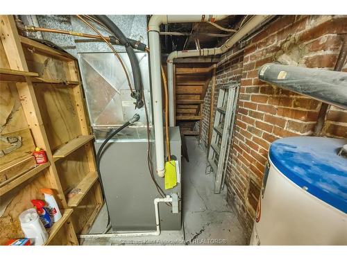 154 Grand Avenue East, Chatham, ON 