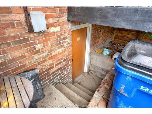 154 Grand Avenue East, Chatham, ON 