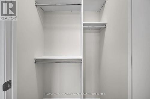 1609 - 9085 Jane Street, Vaughan, ON - Indoor With Storage