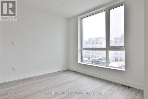203 - 2 Red Squirrel Lane, Richmond Hill, ON - Indoor Photo Showing Other Room