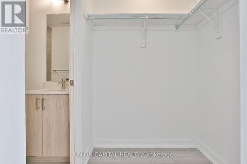 203 - 2 Red Squirrel Lane, Richmond Hill, ON - Indoor