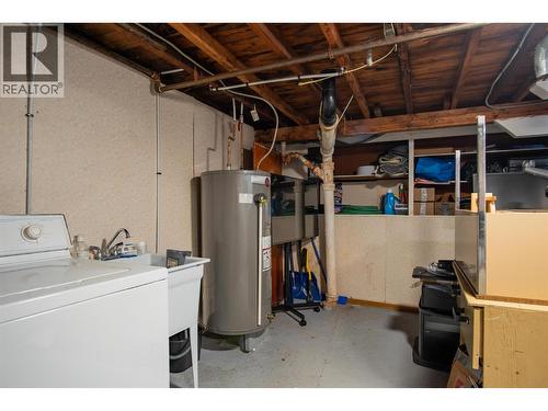 1338 Third Avenue, Trail, BC - Indoor