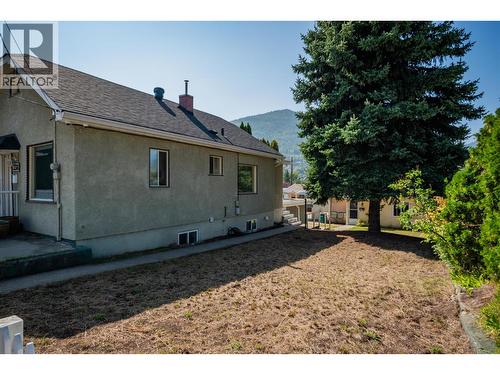 1338 Third Avenue, Trail, BC - Outdoor