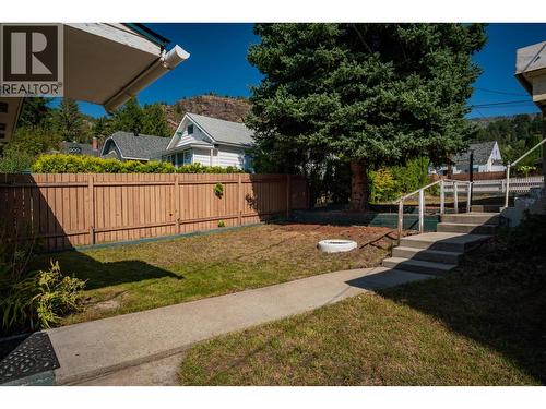 1338 Third Avenue, Trail, BC - Outdoor
