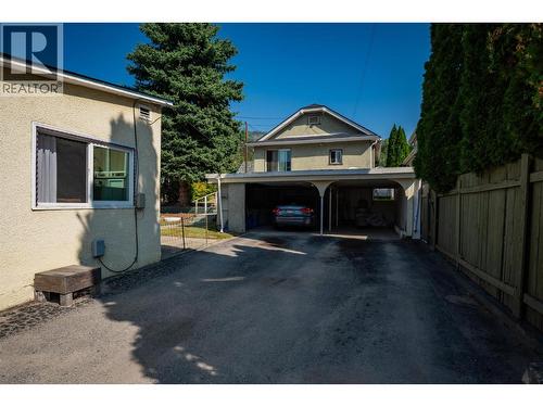 1338 Third Avenue, Trail, BC - Outdoor