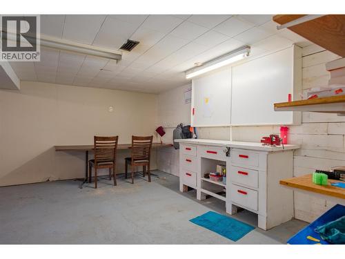 1338 Third Avenue, Trail, BC - Indoor