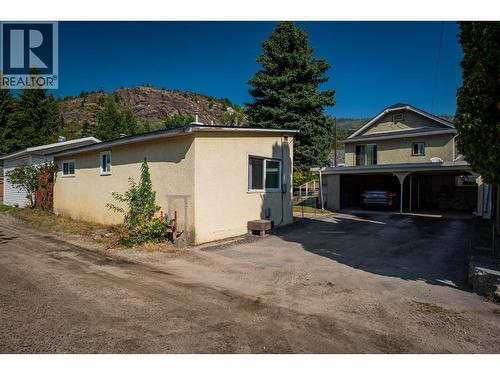 1338 Third Avenue, Trail, BC - Outdoor