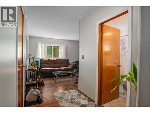 1338 Third Avenue, Trail, BC - Indoor Photo Showing Other Room