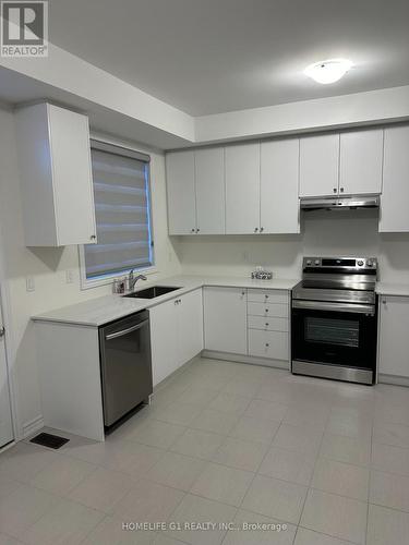 8 - 68 First Street, Orangeville, ON - Indoor Photo Showing Kitchen