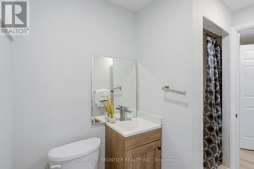 Lower B - 208 Betty Ann Drive, Toronto, ON - Indoor Photo Showing Bathroom