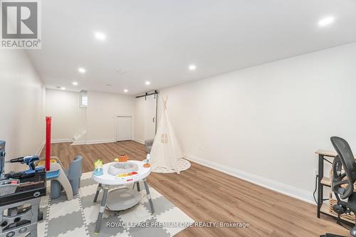 301 Court Street, Newmarket, ON - Indoor