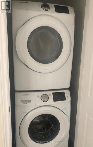 174 - 200 Veterans Drive, Brampton, ON - Indoor Photo Showing Laundry Room