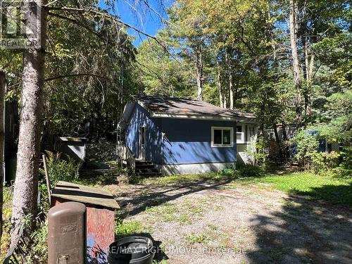 1052 4 Seasons Road, Gravenhurst, ON - Outdoor