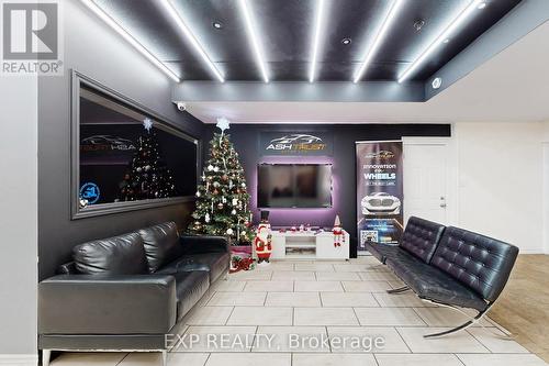 32 Stoffel Drive, Toronto, ON 