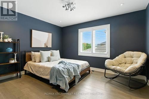 691 Merlot Court, Mississauga, ON - Indoor Photo Showing Bedroom