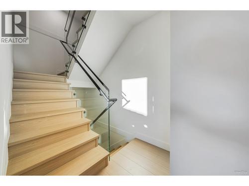 4 4211 Graveley Street, Burnaby, BC - Indoor Photo Showing Other Room