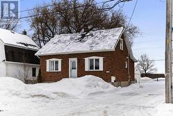 129 Wallace TER  Sault Ste. Marie, ON P6C 1K2