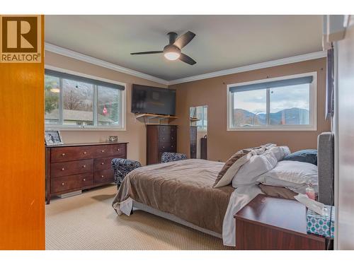 3690 Carnation Drive, Trail, BC - Indoor Photo Showing Bedroom