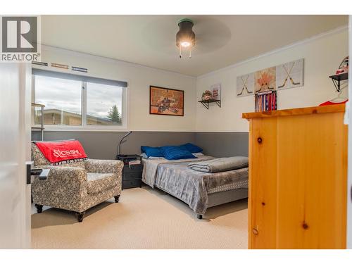 3690 Carnation Drive, Trail, BC - Indoor Photo Showing Bedroom