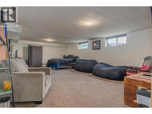 3690 Carnation Drive, Trail, BC - Indoor Photo Showing Basement