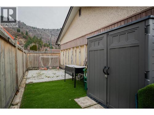 3690 Carnation Drive, Trail, BC - Outdoor