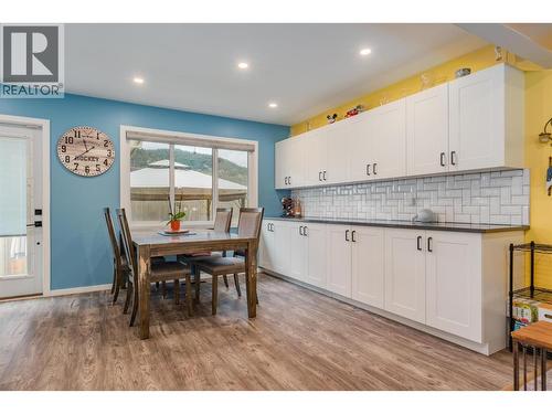 3690 Carnation Drive, Trail, BC - Indoor Photo Showing Dining Room