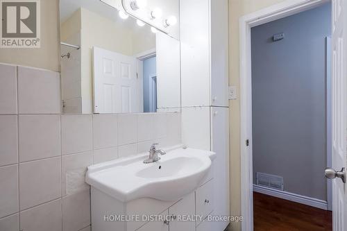 40 Calumet Crescent, Toronto, ON - Indoor Photo Showing Bathroom