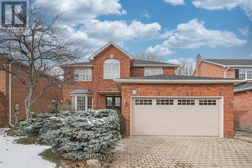 2066 PINEVIEW DRIVE  Oakville, ON L6H 5M4