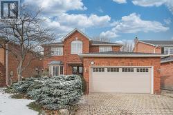 2066 PINEVIEW DRIVE  Oakville, ON L6H 5M4