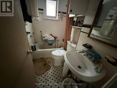 25 Third Avenue, Ottawa, ON - Indoor