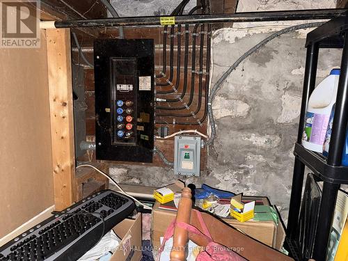 25 Third Avenue, Ottawa, ON - Indoor