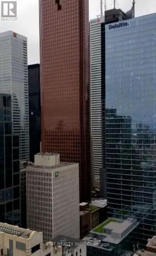 3207 - 25 Richmond Street E, Toronto, ON - Outdoor