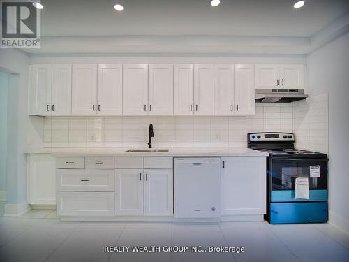 47 Preston Street, Toronto, ON - Indoor Photo Showing Kitchen