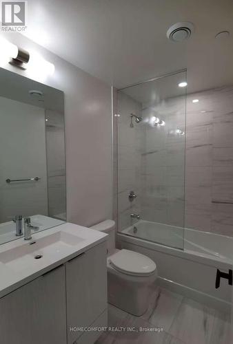 1502 - 8 Interchange Way, Vaughan, ON - Indoor Photo Showing Bathroom