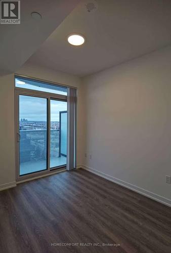 1502 - 8 Interchange Way, Vaughan, ON - Indoor Photo Showing Other Room