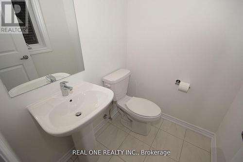 11 Gothenburg Lane, Markham, ON - Indoor Photo Showing Bathroom