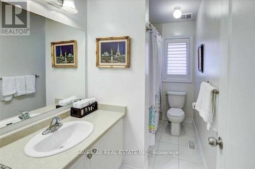 22 Wishing Well Crescent, Caledon, ON - Indoor Photo Showing Bathroom