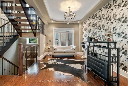 1220 Milna Drive, Oakville, ON - Indoor Photo Showing Other Room