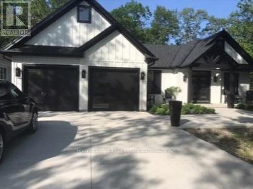 10143 Pinery Bluffs Road, Lambton Shores (Grand Bend), ON - Outdoor