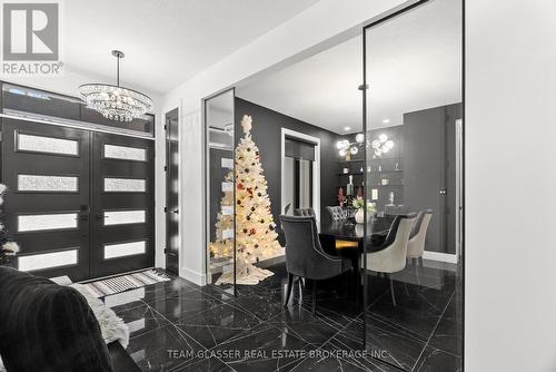 10143 Pinery Bluffs Road, Lambton Shores (Grand Bend), ON - Indoor Photo Showing Dining Room