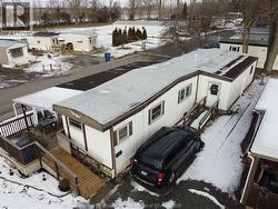 30 REGENCY DRIVE  Chatham, ON N7L 4E8