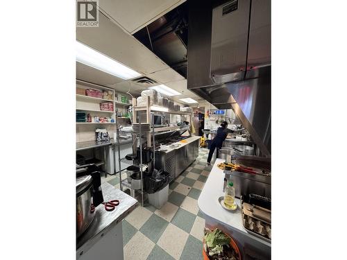 3236 W Broadway, Vancouver, BC 