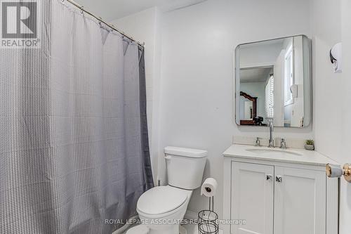 130 Cunningham Drive, New Tecumseth, ON - Indoor Photo Showing Bathroom