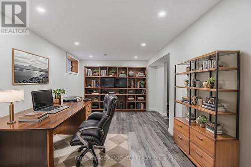 130 Cunningham Drive, New Tecumseth, ON - Indoor Photo Showing Office