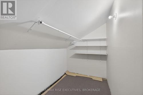 676 King Street W, Kingston (Central City West), ON - Indoor