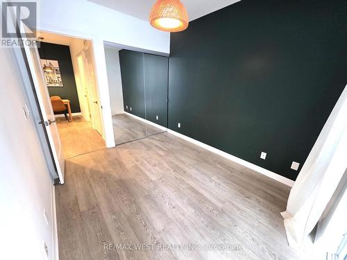 505 - 101 Erskine Avenue, Toronto, ON - Indoor Photo Showing Other Room
