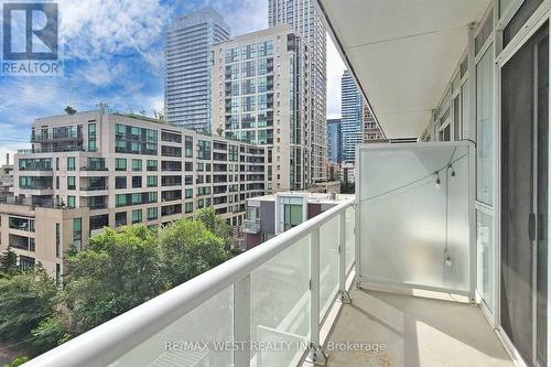 505 - 101 Erskine Avenue, Toronto, ON - Outdoor With Balcony