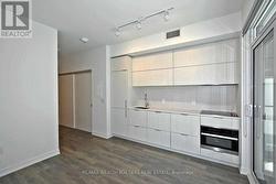 913 - 20 RICHARDSON STREET  Toronto, ON M5A 4J9