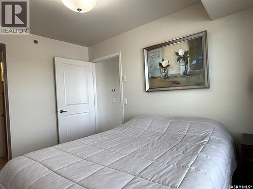 423 680 7Th Avenue E, Melville, SK - Indoor Photo Showing Bedroom