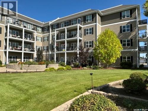 423 680 7Th Avenue E, Melville, SK - Outdoor With Facade